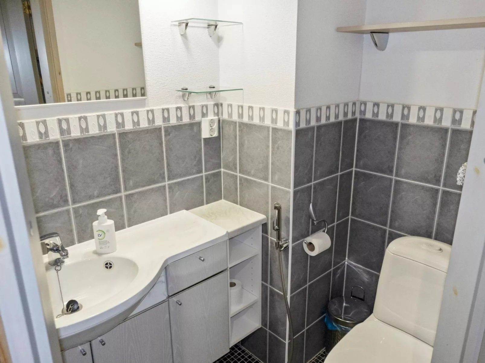 Nuovo casa b-Drinnen