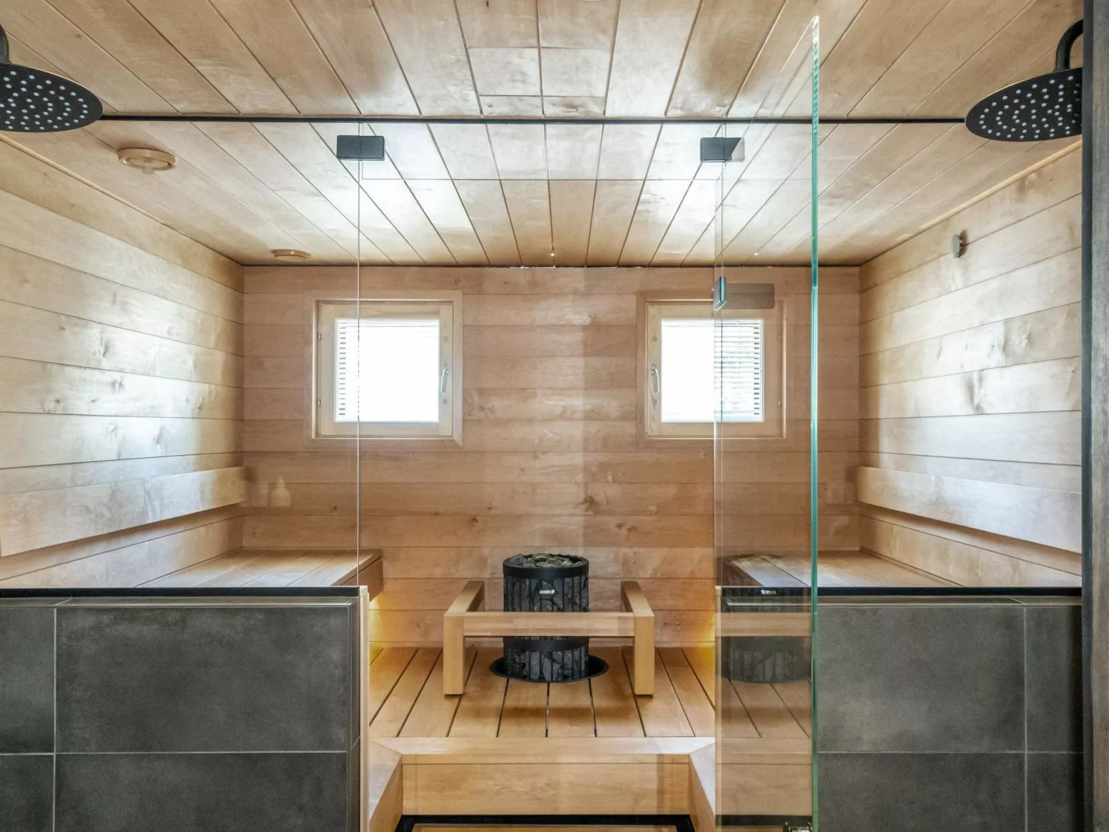 Svingipolku 5-Drinnen