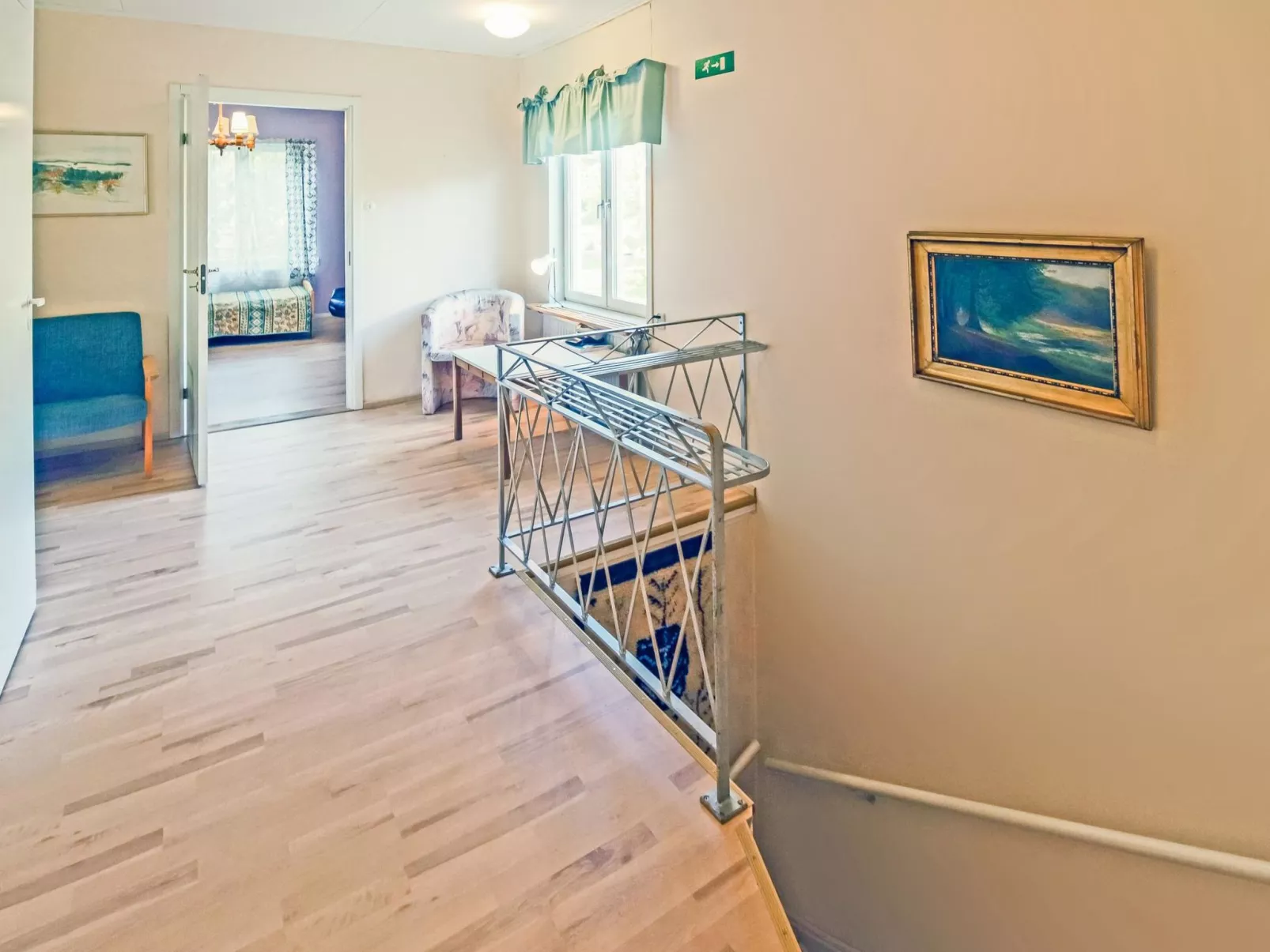 Lövgårdenin lohimaja-Inside