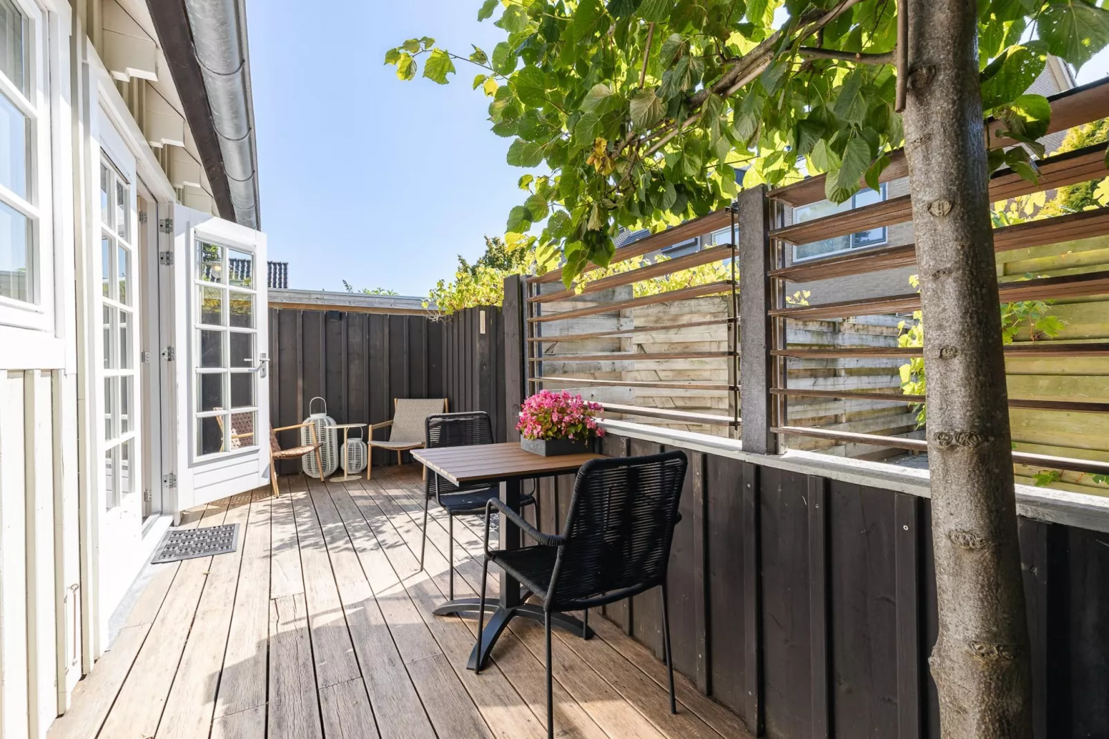 Lijsterhofstraat 13 - Knusse vakantiewoning nabij strand en centrum-Terrasse / balcon