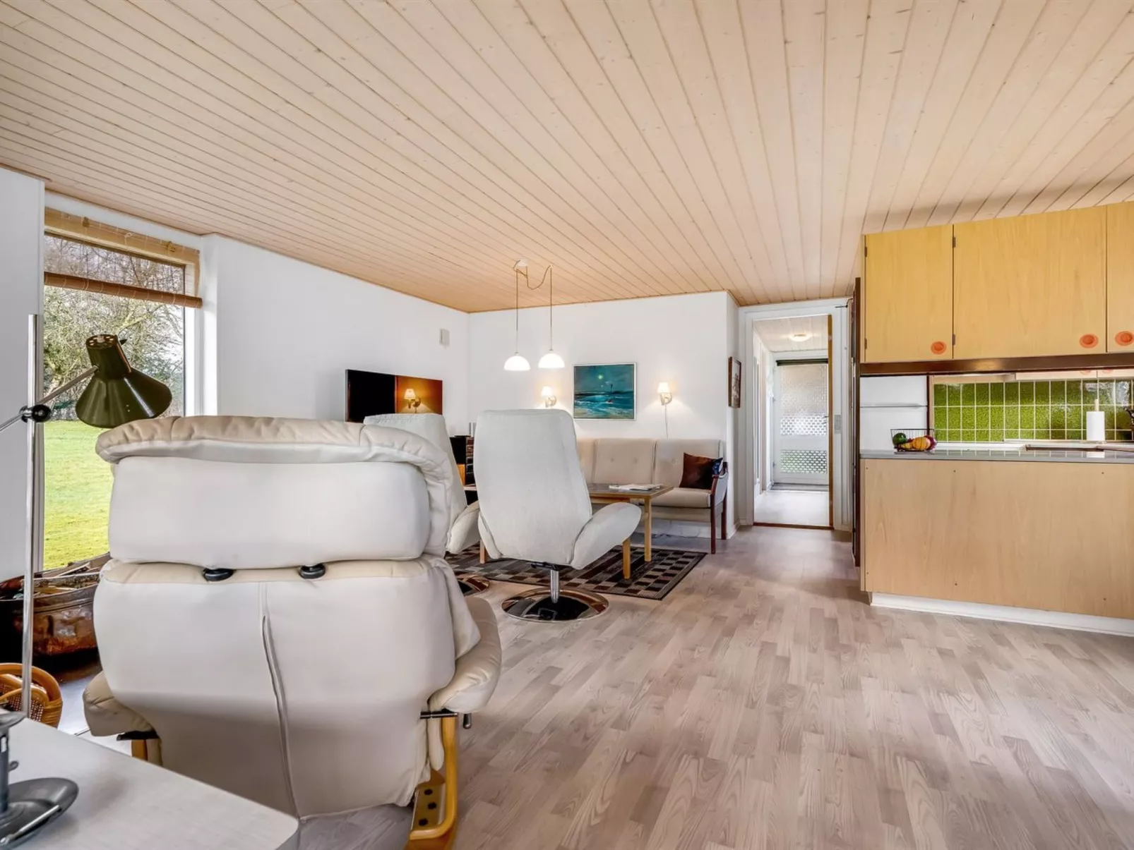 "Marika" - 400m to the fjord-Inside