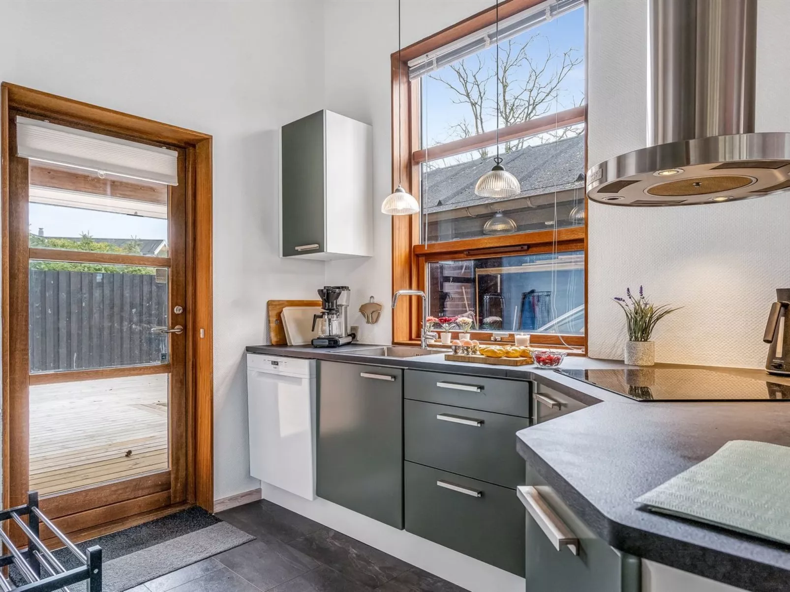 "Gitte" -  from the sea-Drinnen