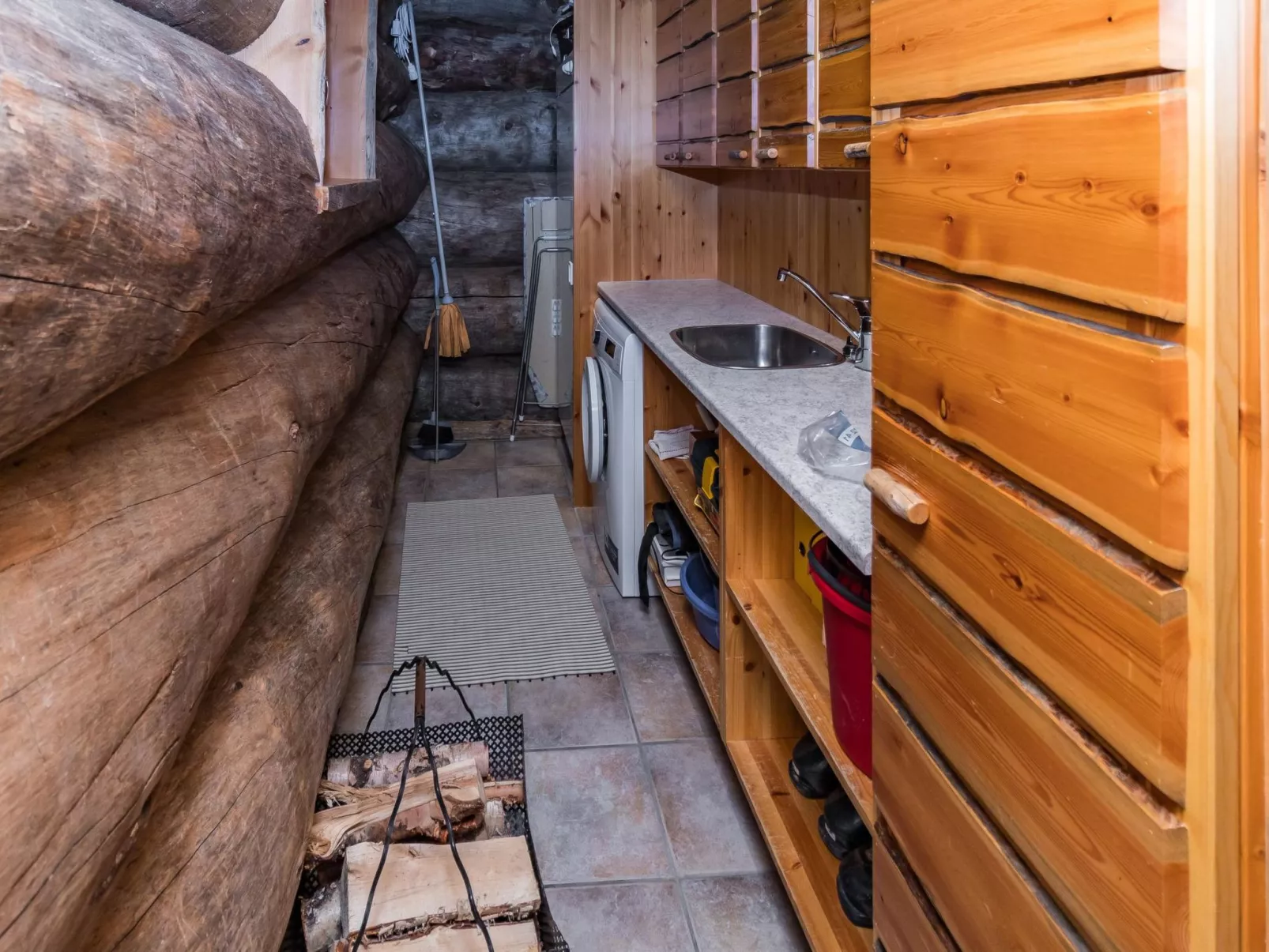 Kitka-nokkela-Inside