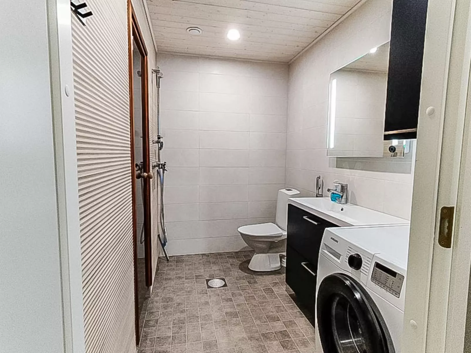 Vuokatin loiste 9 a 2-Drinnen