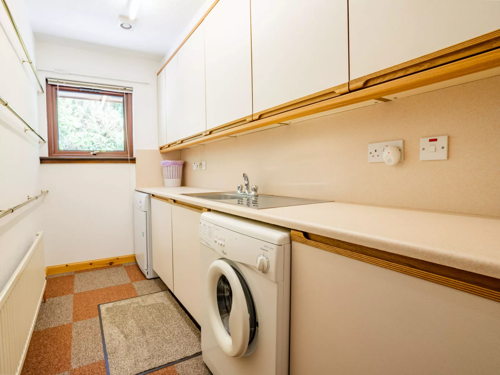 Achmony Secluded Westend-Dedans