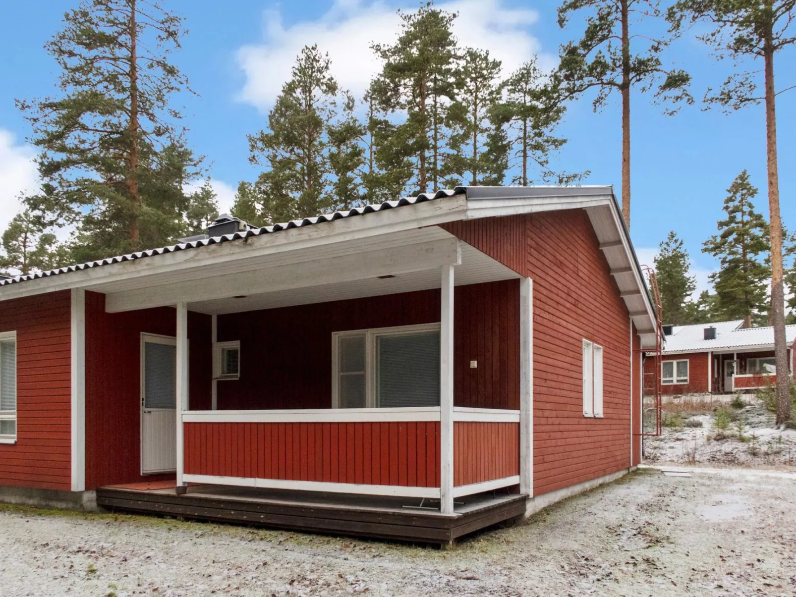 Lomakatti 10b-Dedans