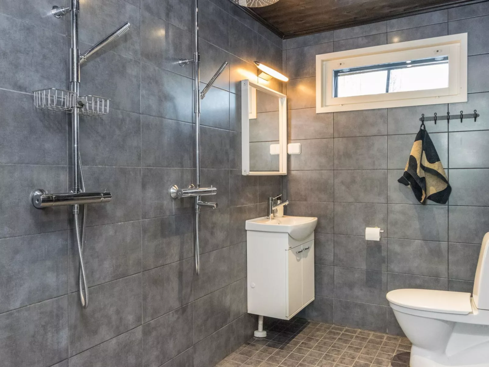 Villa karhentimantti-Dedans