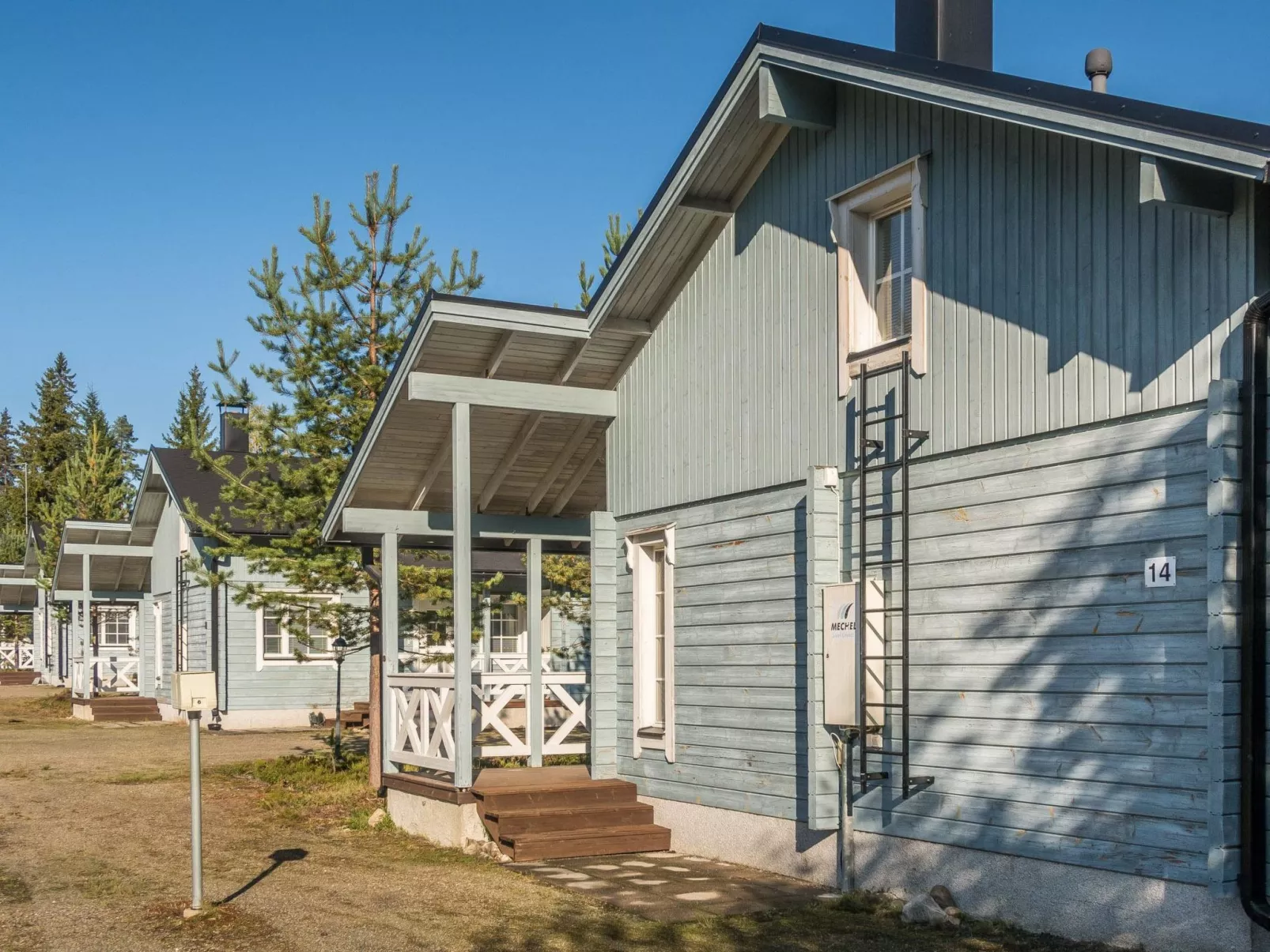 Klz 1. akaatti-Dedans