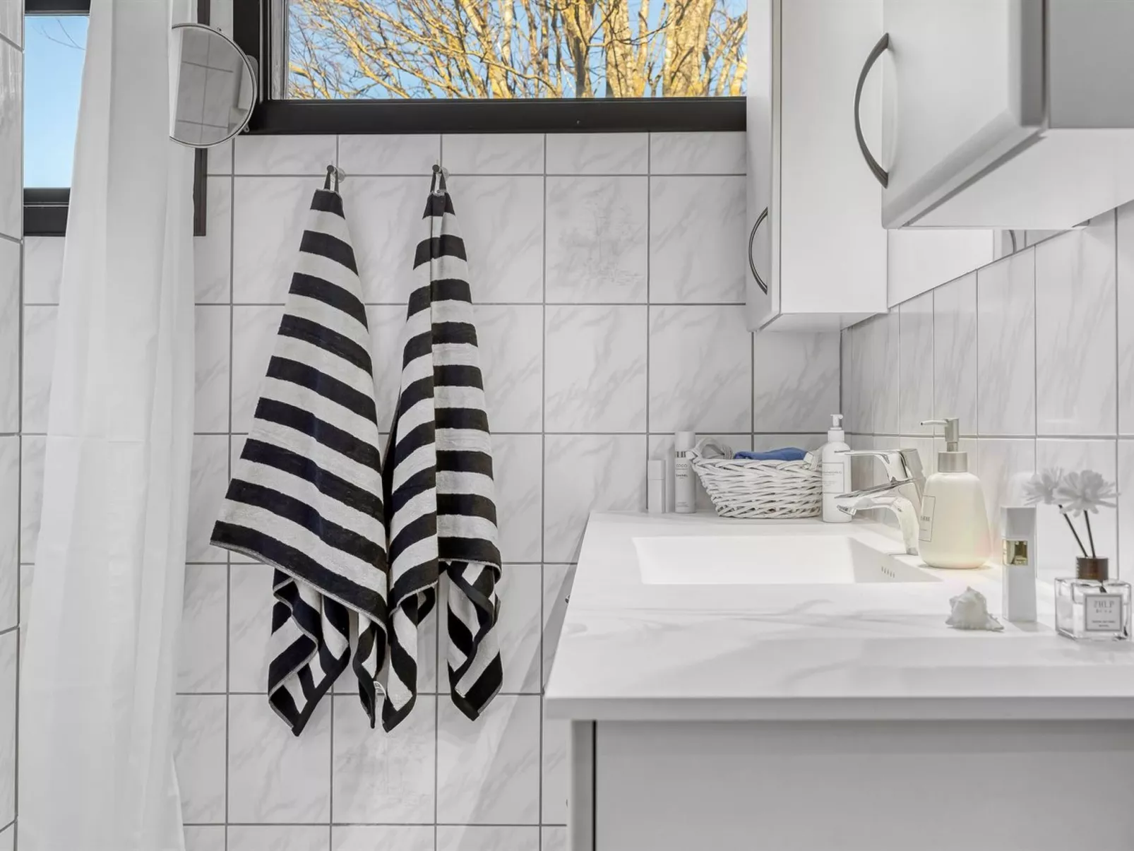 "Etly" - 900m from the sea-Dedans