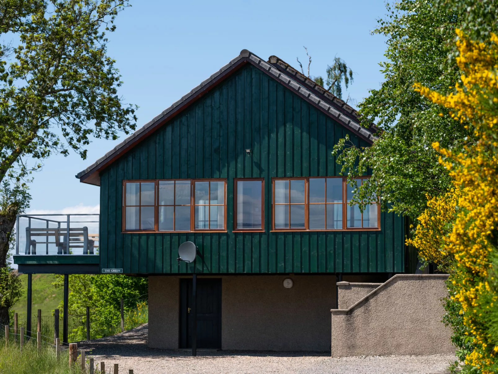 Achmony Green-Dehors