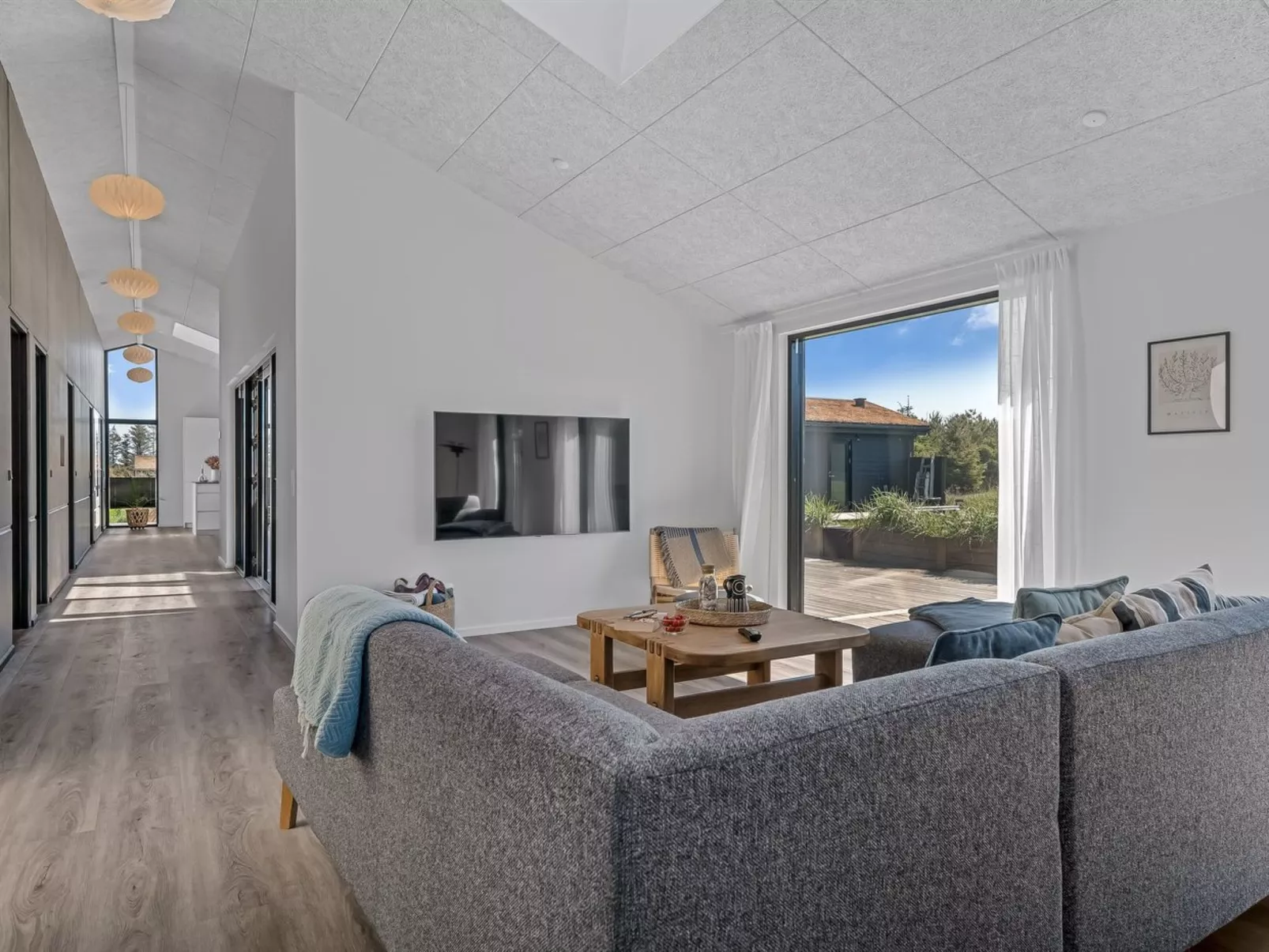 "Petri" - 1km from the sea-Dedans