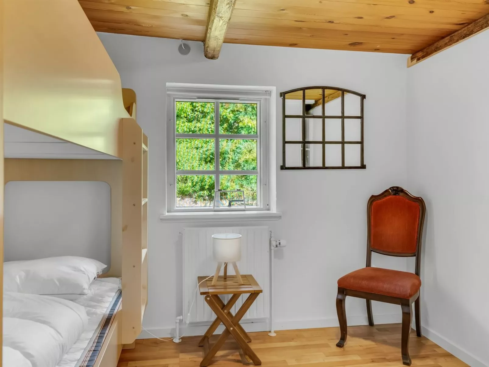 "Åsta" - 400m to the fjord-Inside