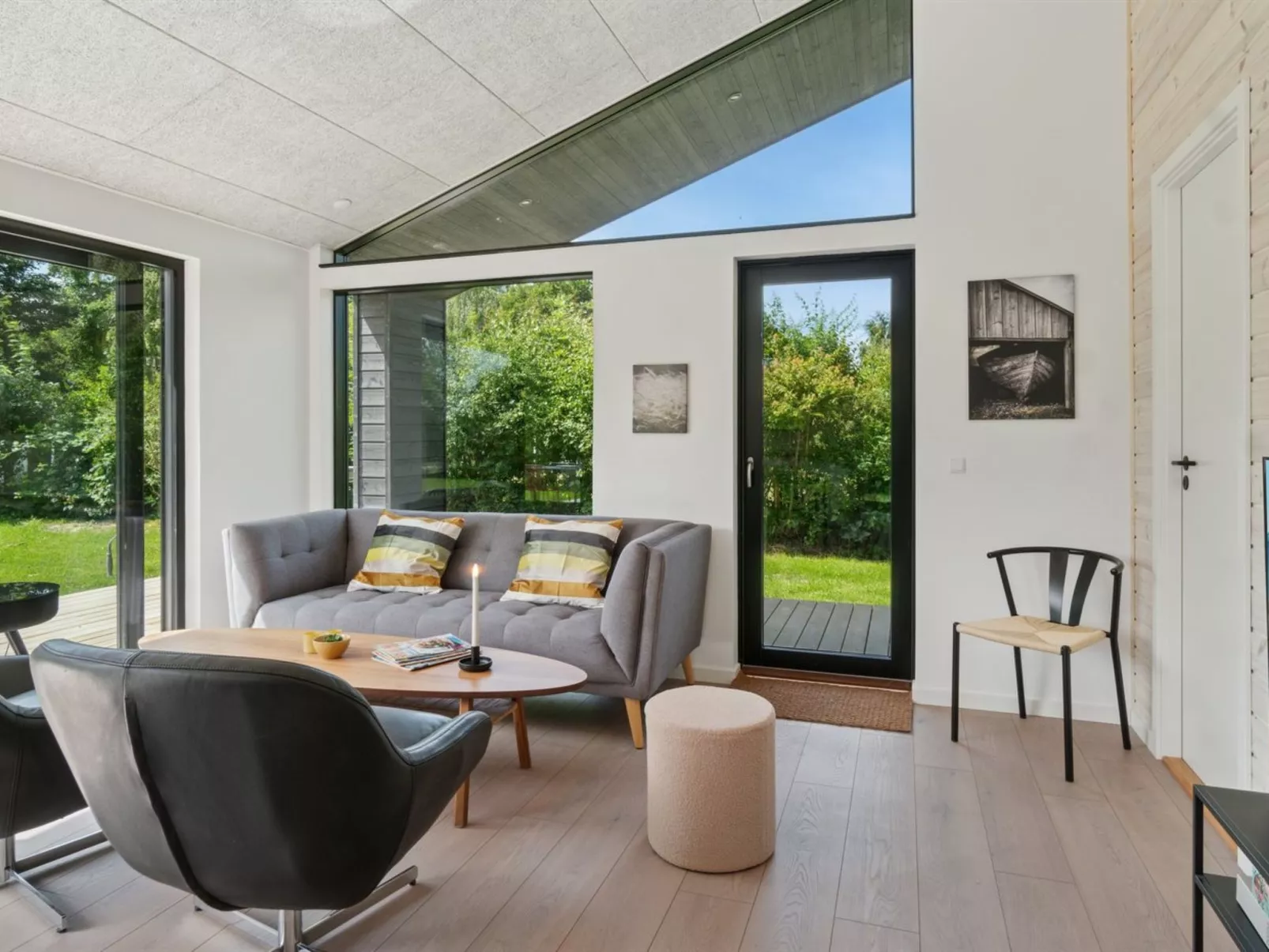 "Herulf" - 450m from the sea-Inside