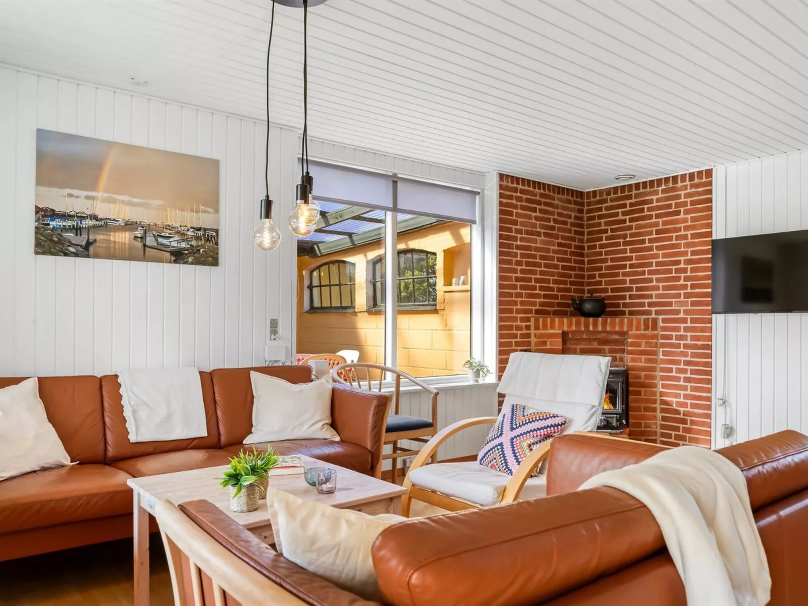 "Lillan" -  from the sea-Inside