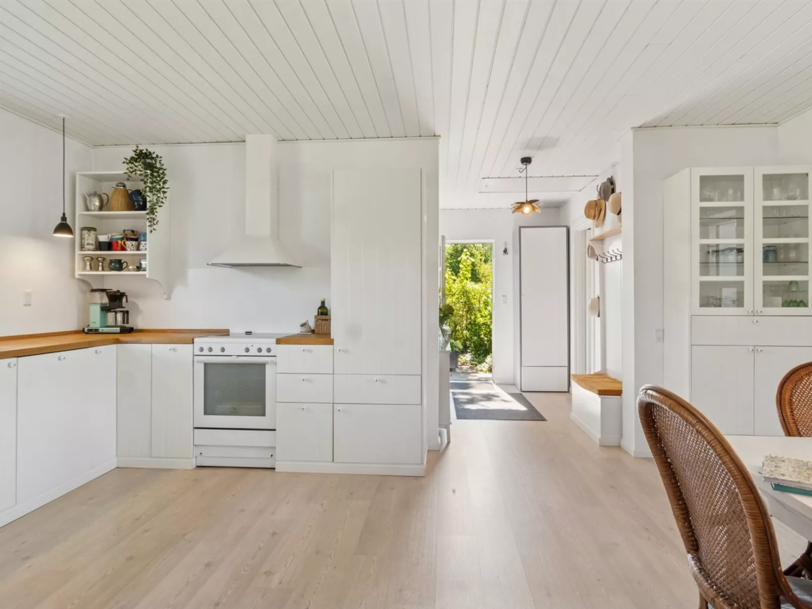 "Botwith" - 125m from the sea-Dedans