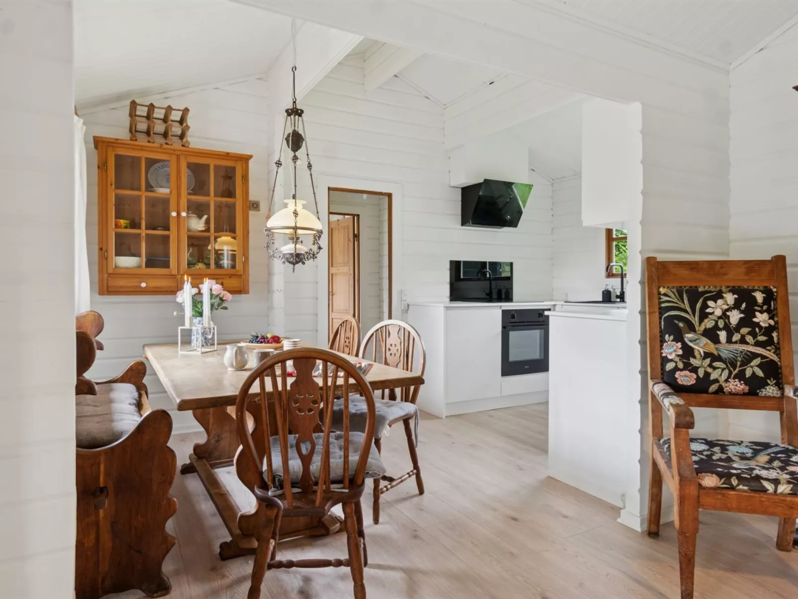 "Kjell" - 25m from the sea-Inside