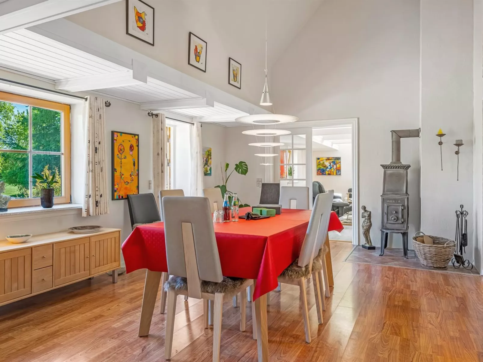 "Elia" - 5km to the fjord-Dedans