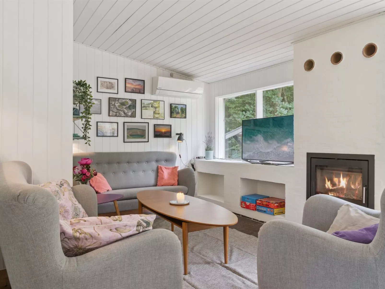 "Farman" - 200m from the sea-Drinnen