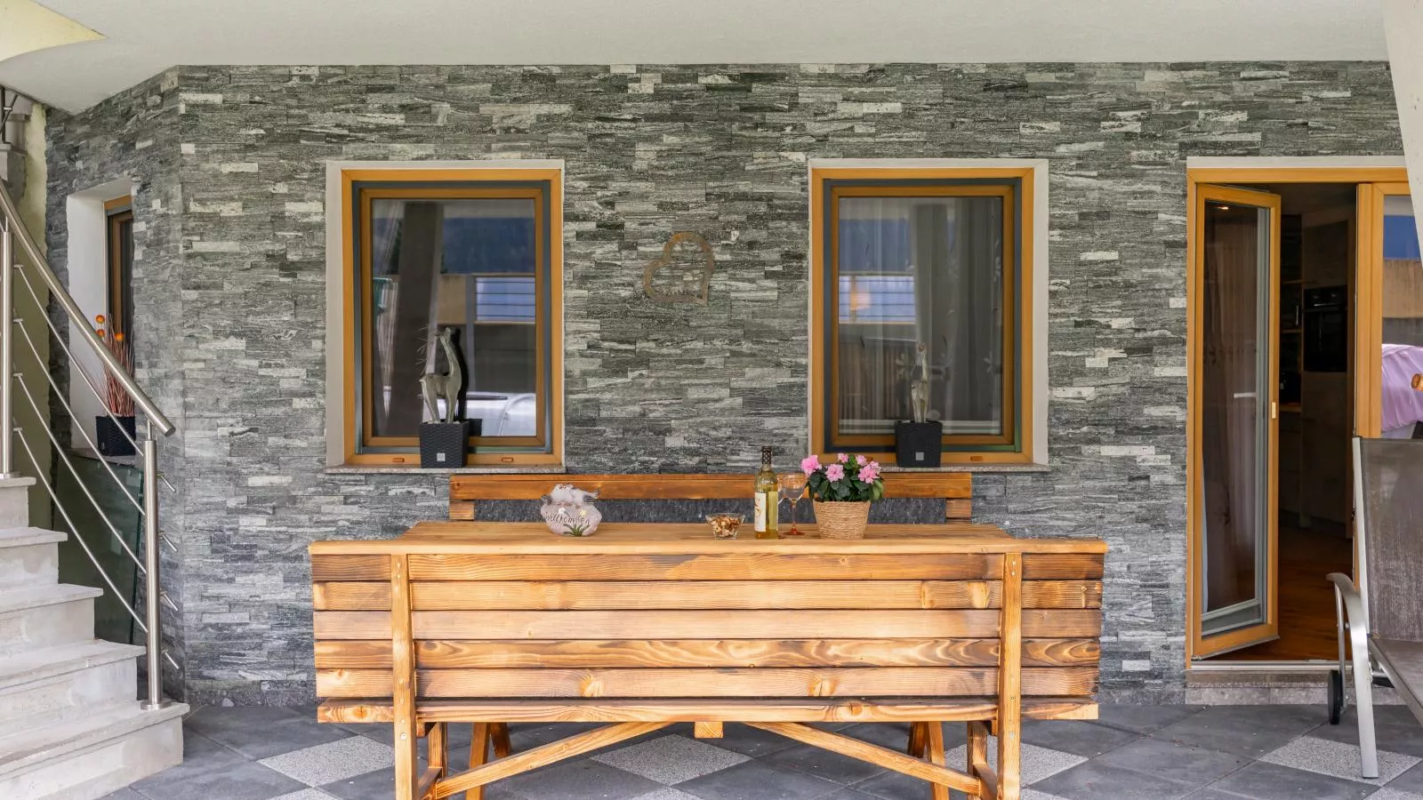 11er Kogel-Terrace balcony