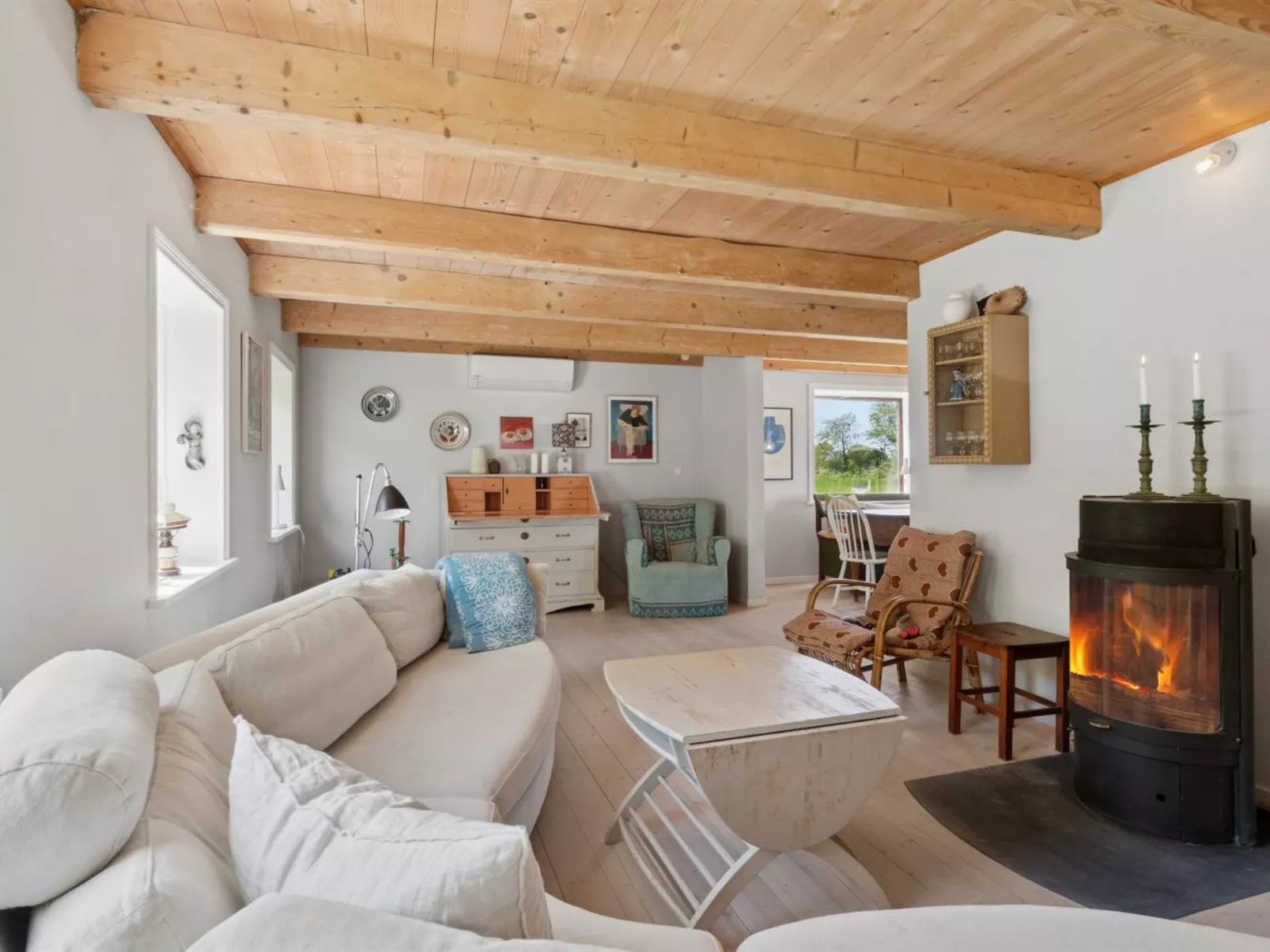 "Aarni" - 6.5km from the sea-Inside