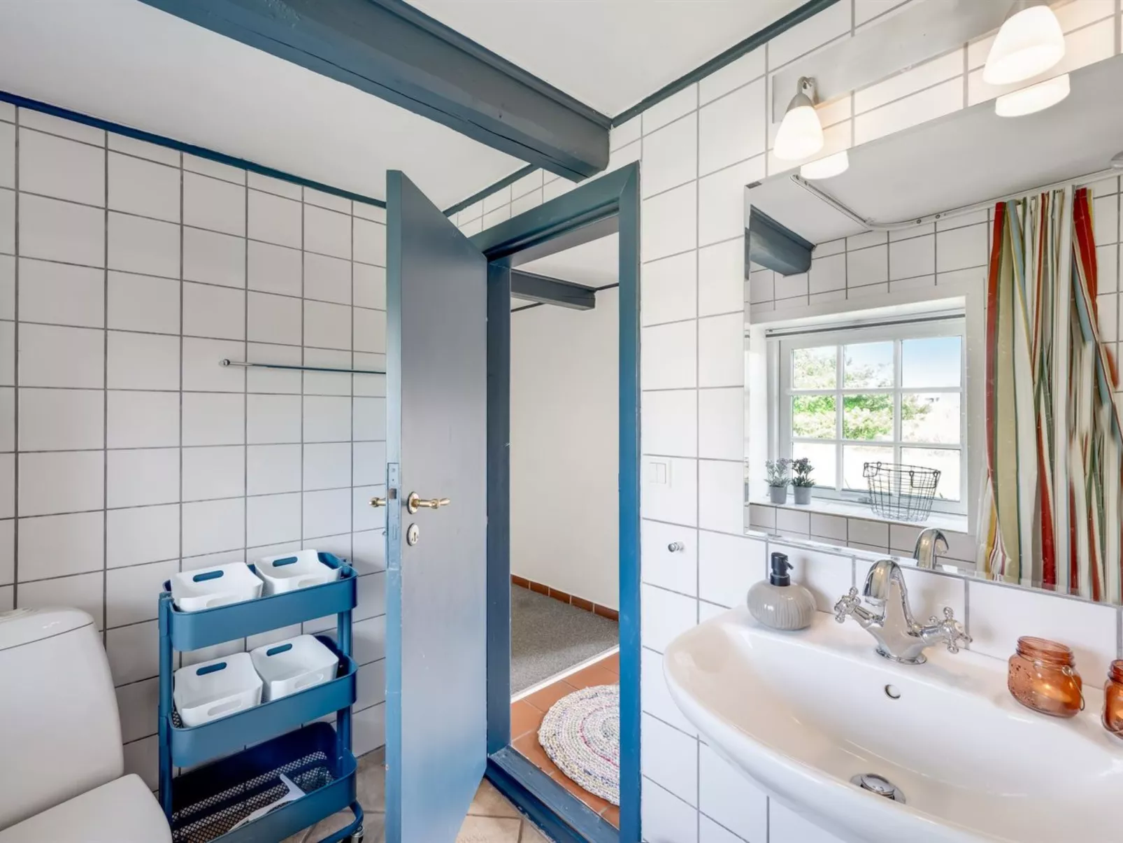 "Reinhard" -  from the sea-Drinnen