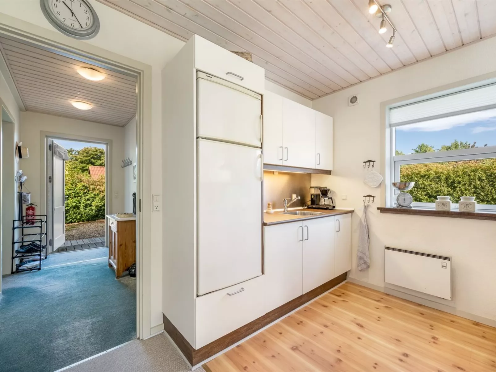 "Anja" - 550m to the fjord-Dedans