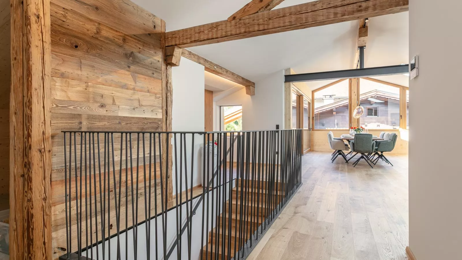 Hopfgarten Alpin Living Top 5-Empfangshalle