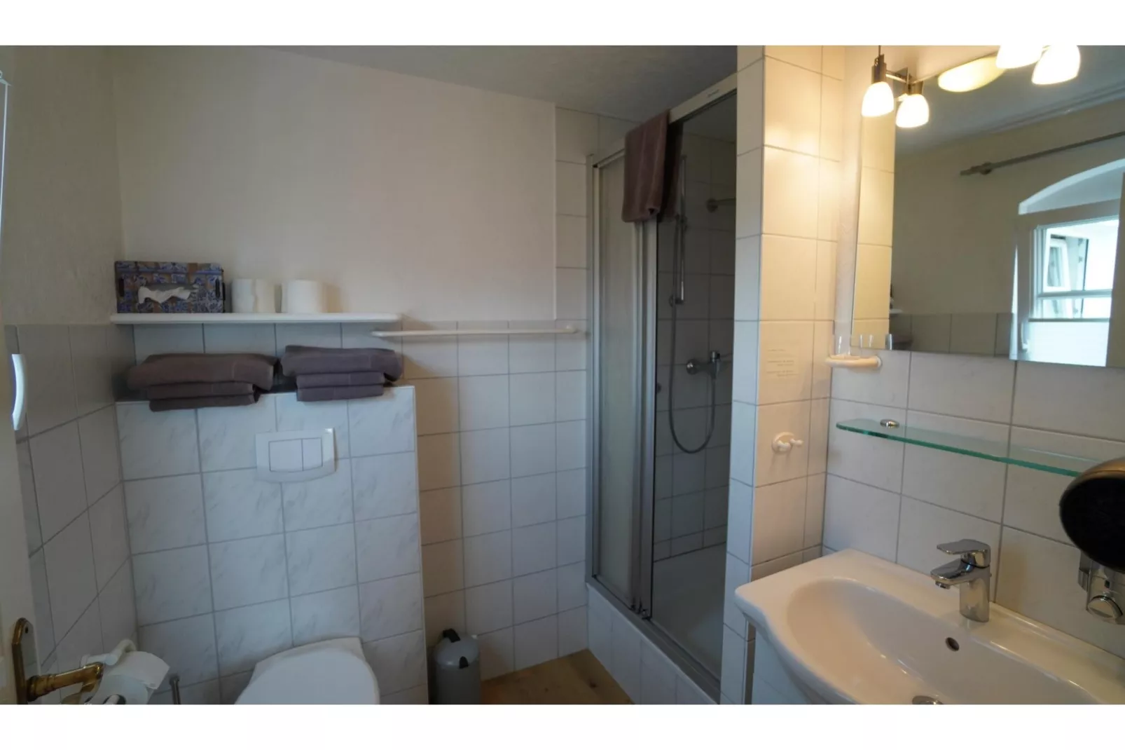 Ferienhaus Hilligenlei-Bathroom