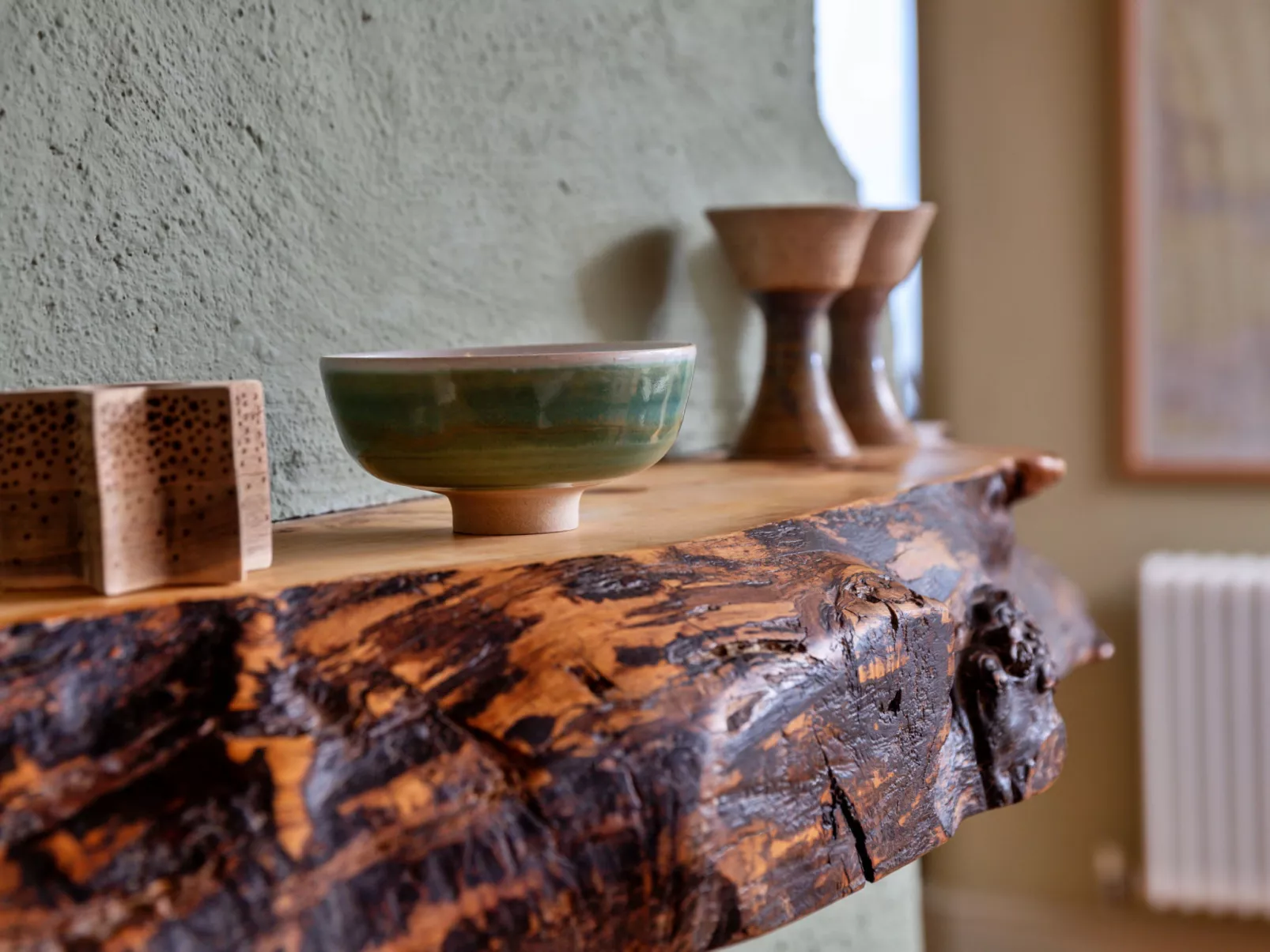 Swalebeck House-Outside