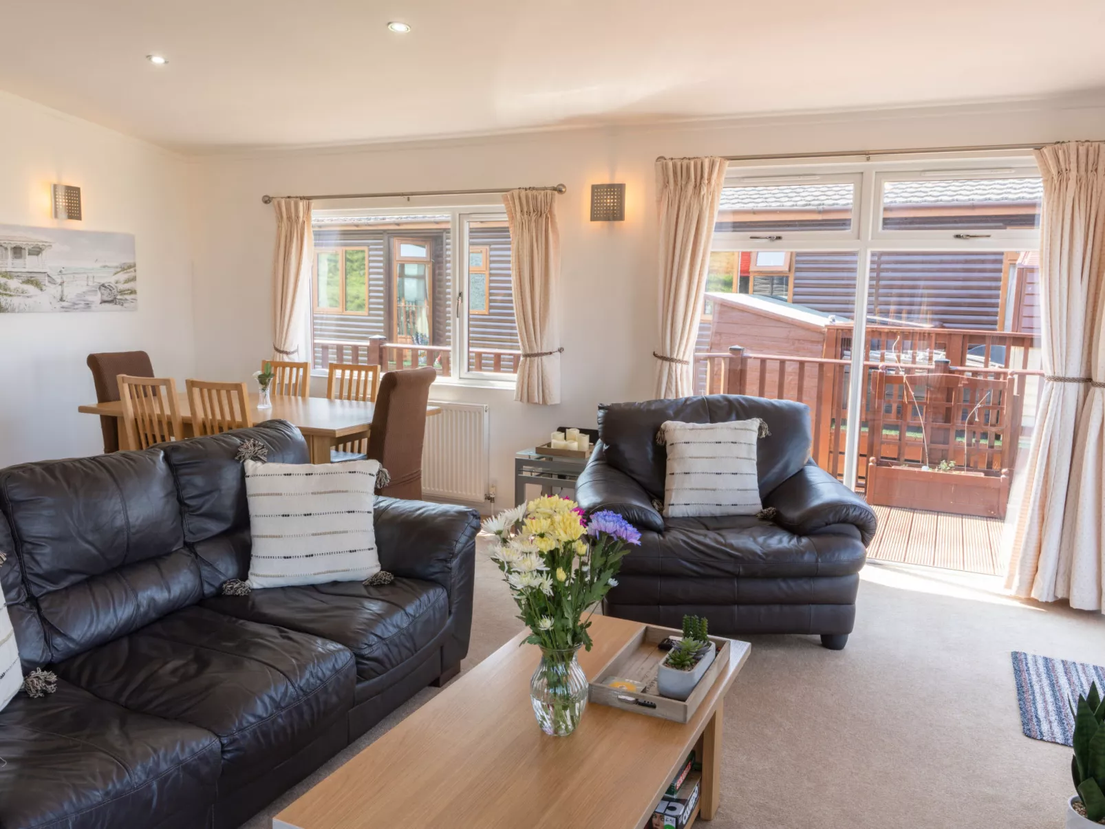 Serendipity Lodge-Inside