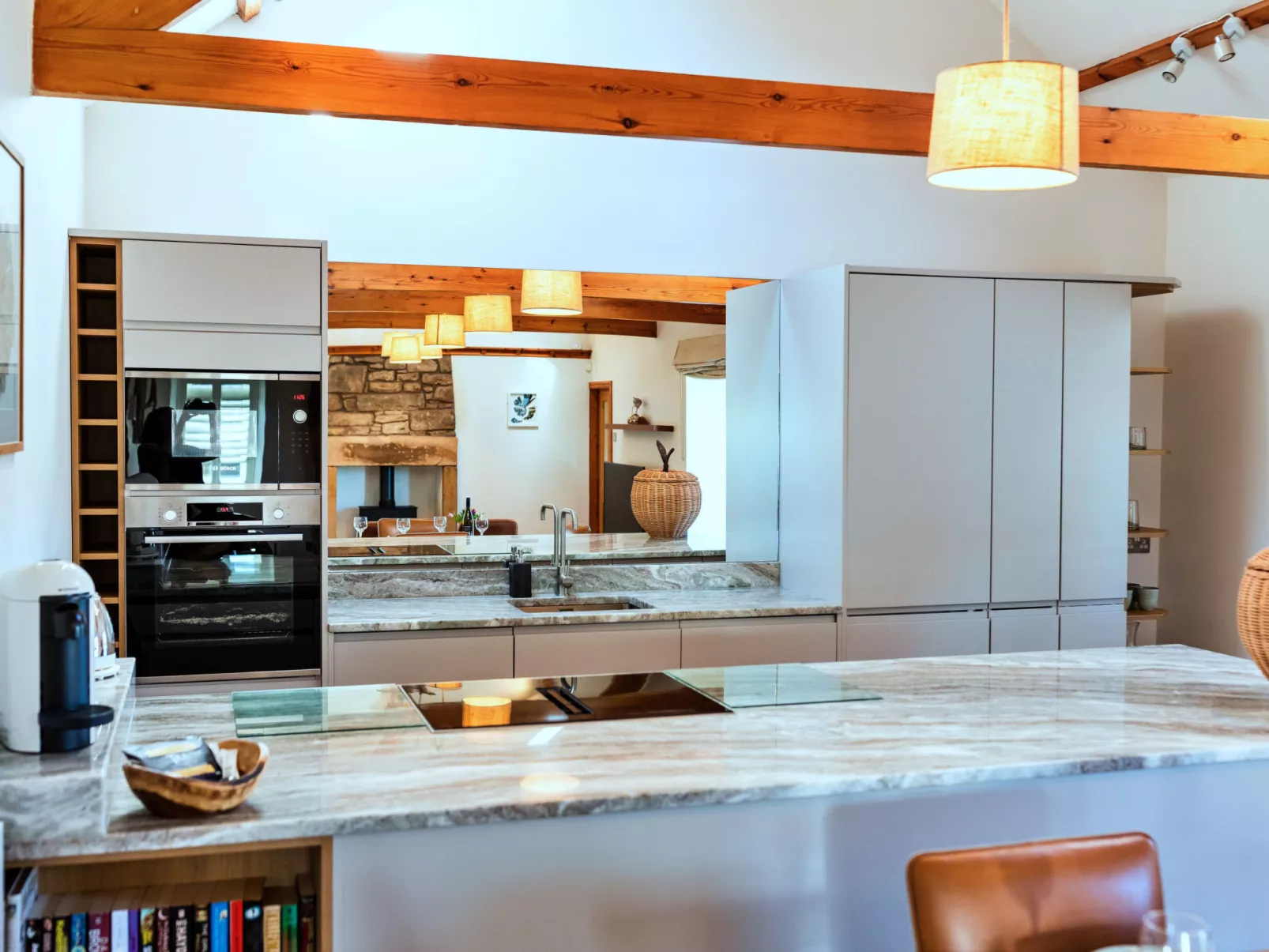 The Old School-Dedans