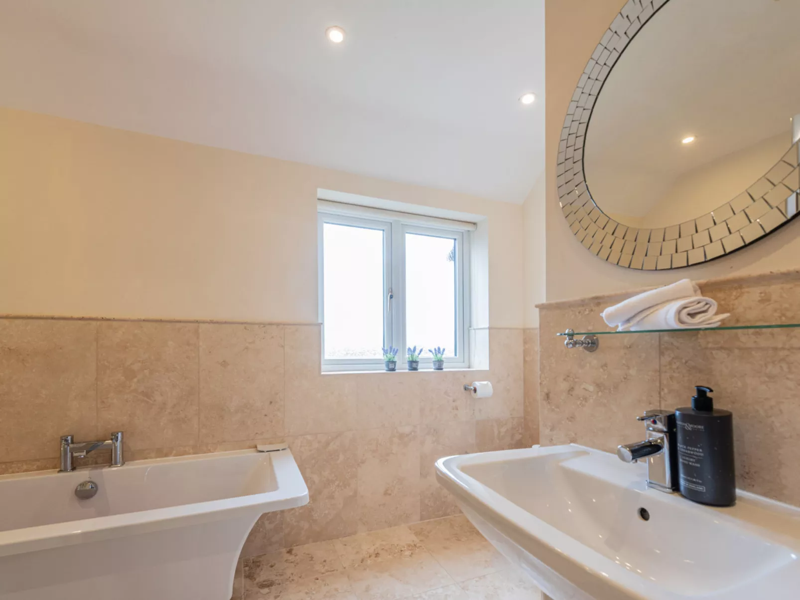 Groes Faen Bach Farmhouse-Dedans