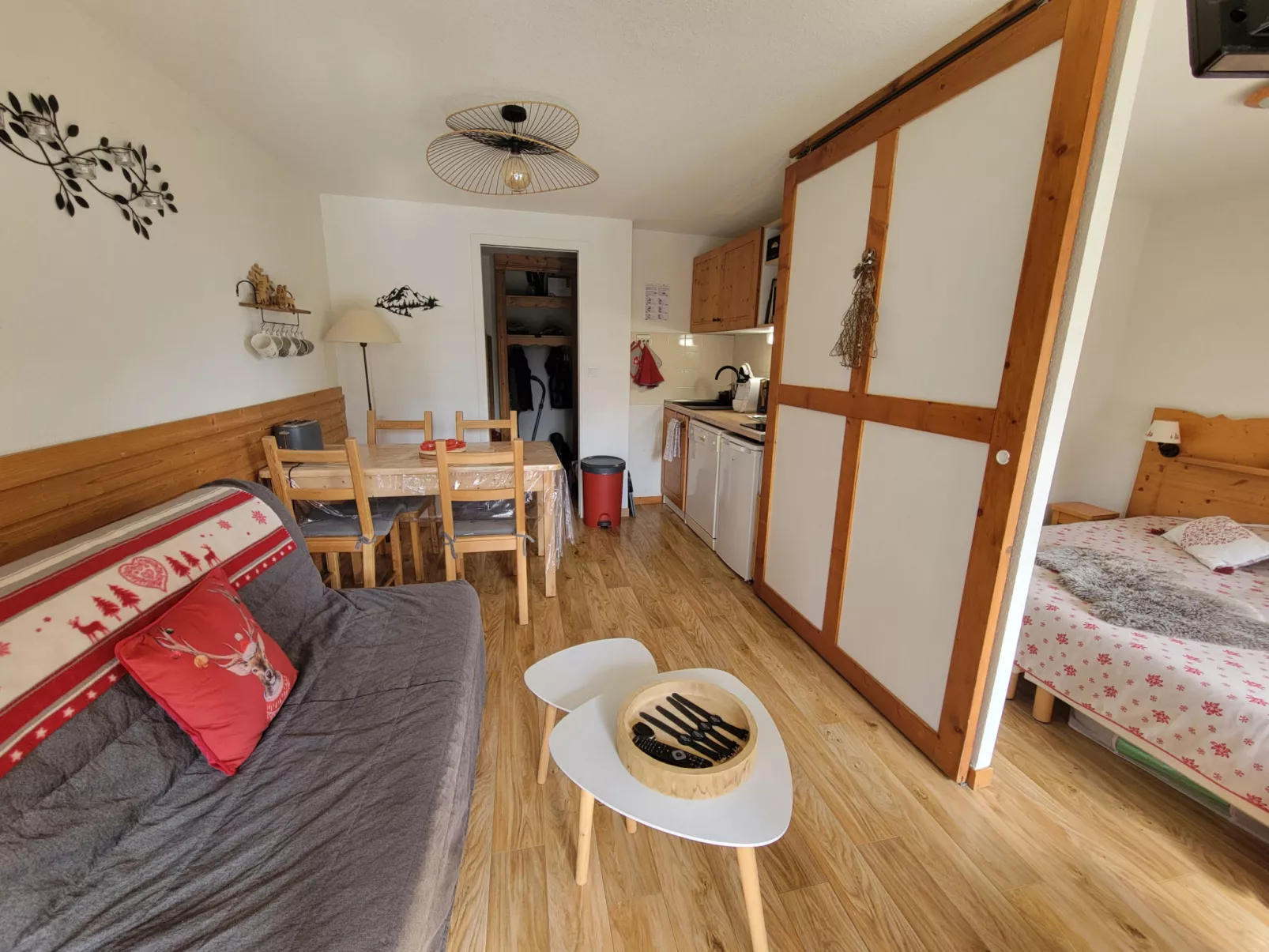 V du Bachat Arolles A-Outside