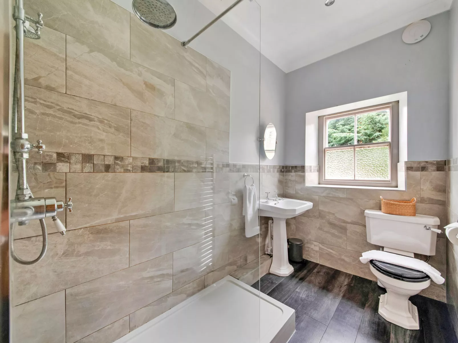 Low Green Cottage-Inside