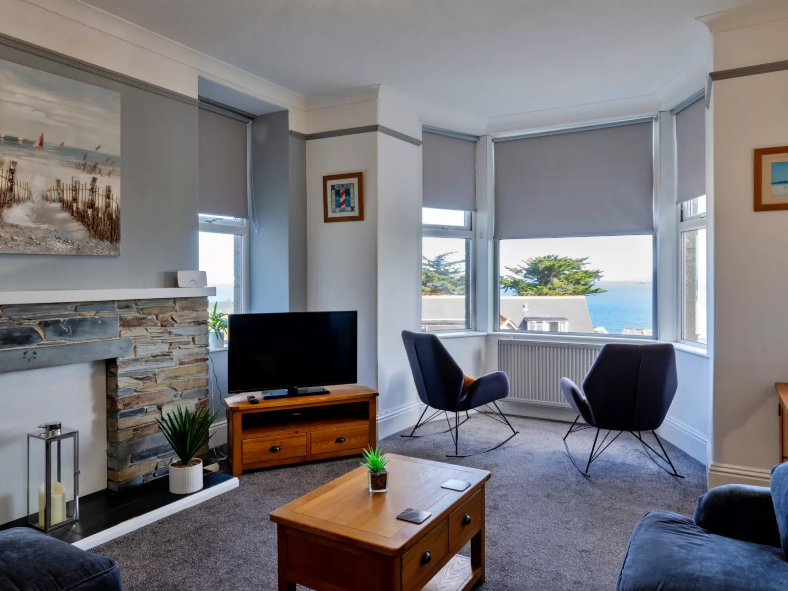 No. 6 Porthgwidden-Inside