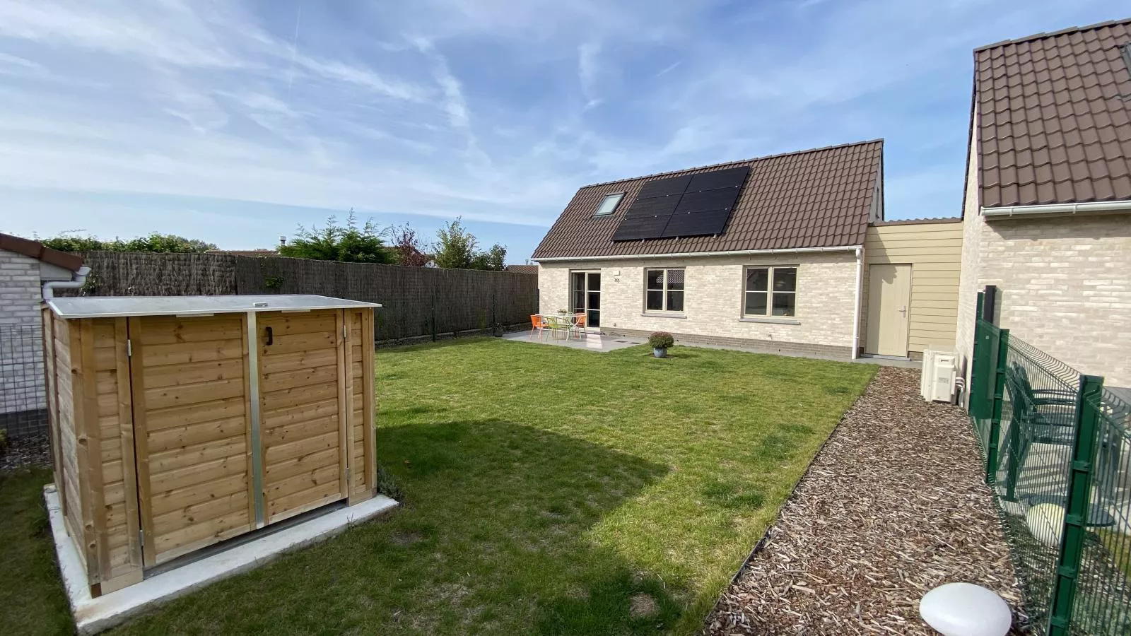 Westhinder I H70-Garten Sommer