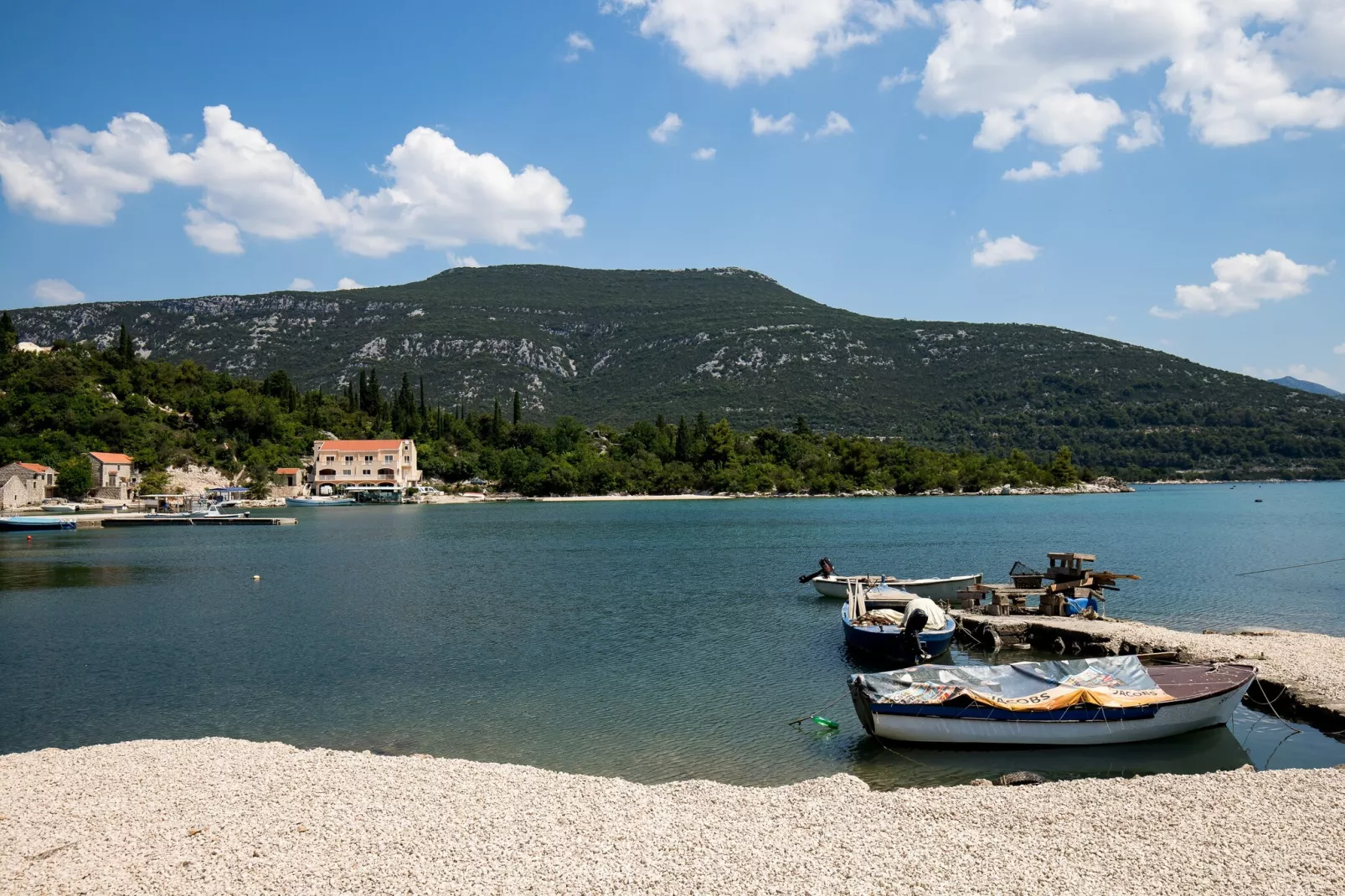 Holiday Home Monika - Two Bedroom Holiday Home with Terrace and Sea View-Ambiance