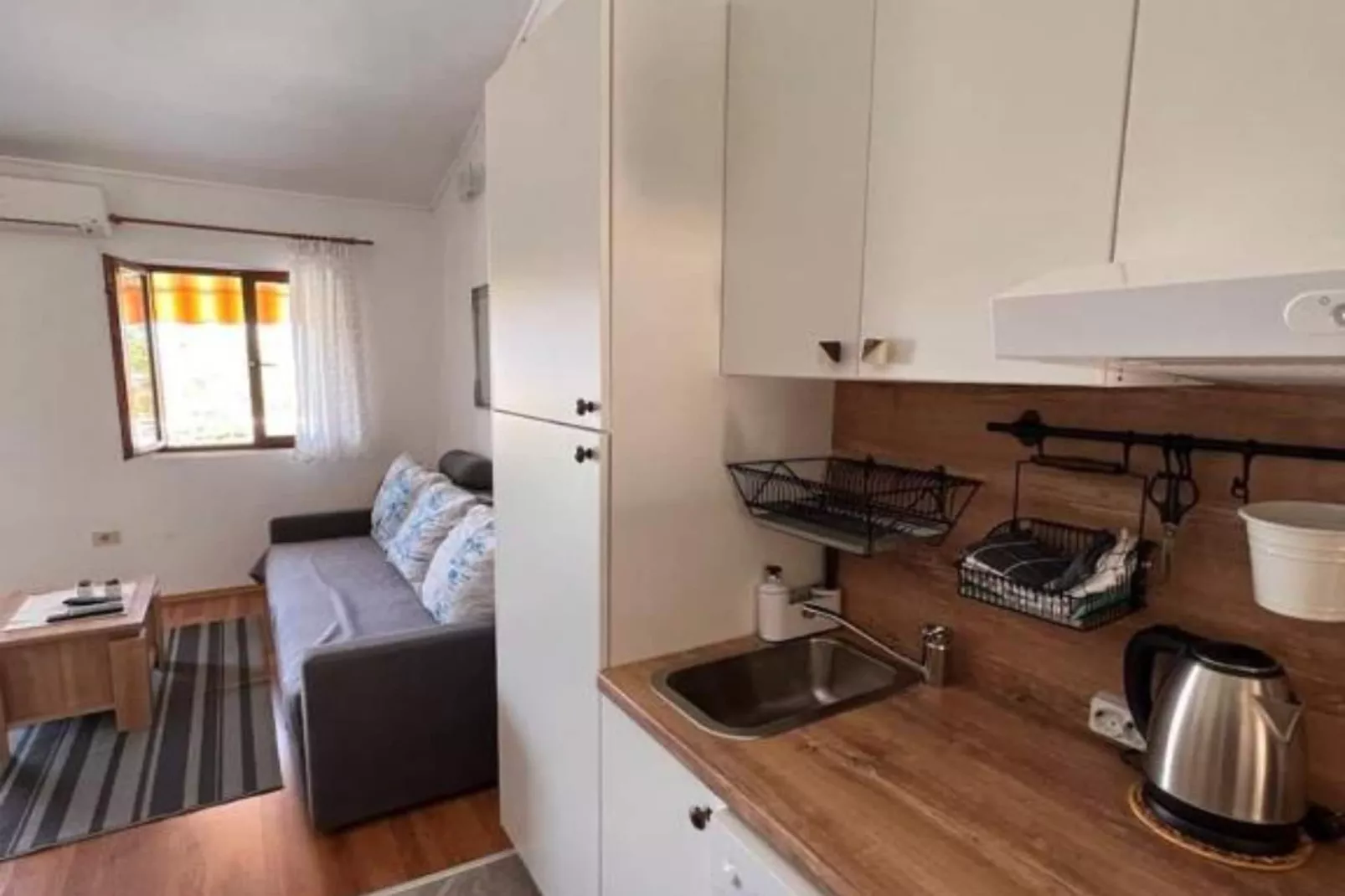 One-Bedroom Apartment With Sea View (A)-Outdoor