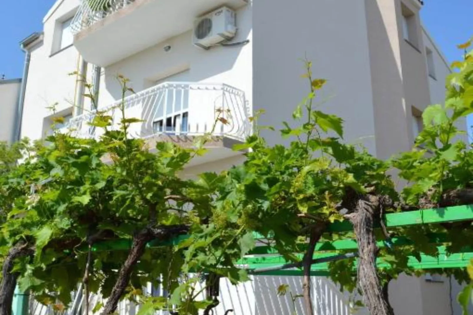 One Bedroom Apartment (A2)-Im Freien