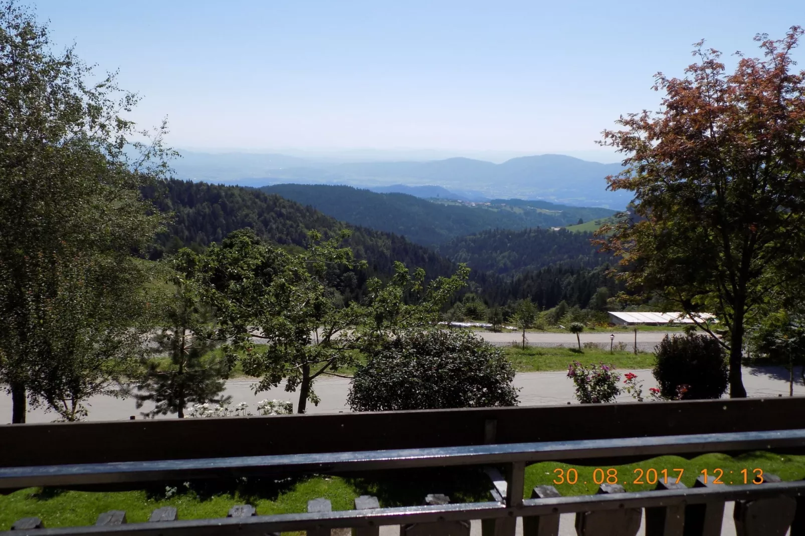 Comfortable Zreče Apartment with Playground and Private Parking, Ideal for Families - One Bedroom Apartment