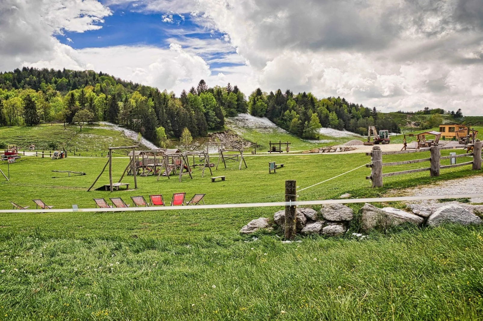 Visnja Gora Meadow Hideaway with Terrace - One Bedroom Cottage with Terrace (owner Hiška na skalci)-Im Freien