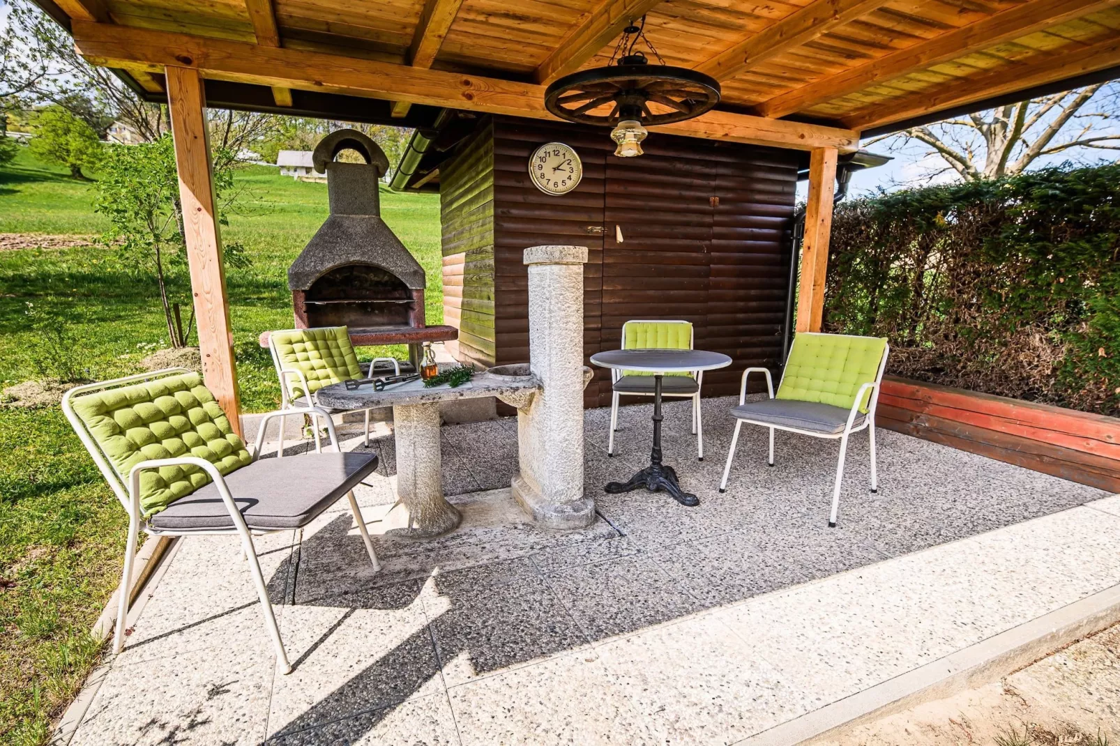 Sunny and Spacious Apartments with Terrace near Water Park - Three Bedroom Apartment with Terrace-Outdoor