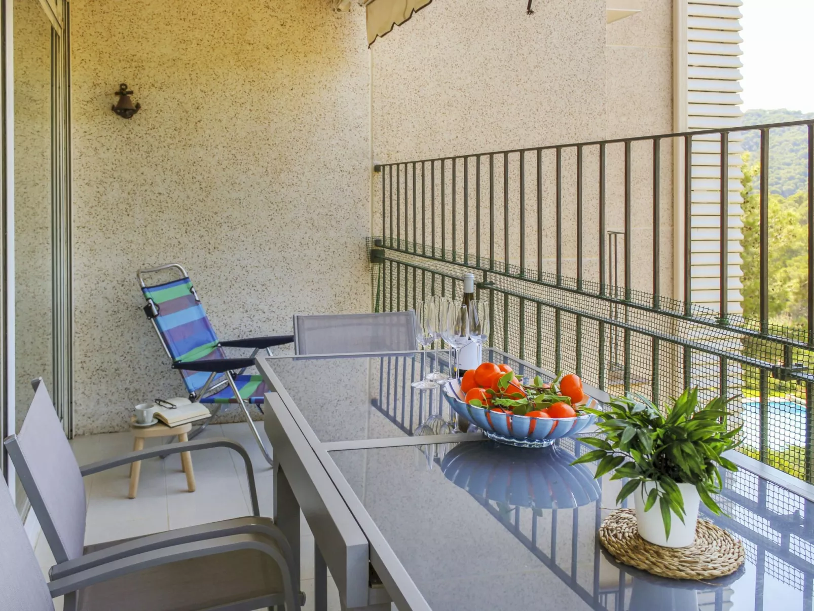 Sol Pins Tamariu-Outside