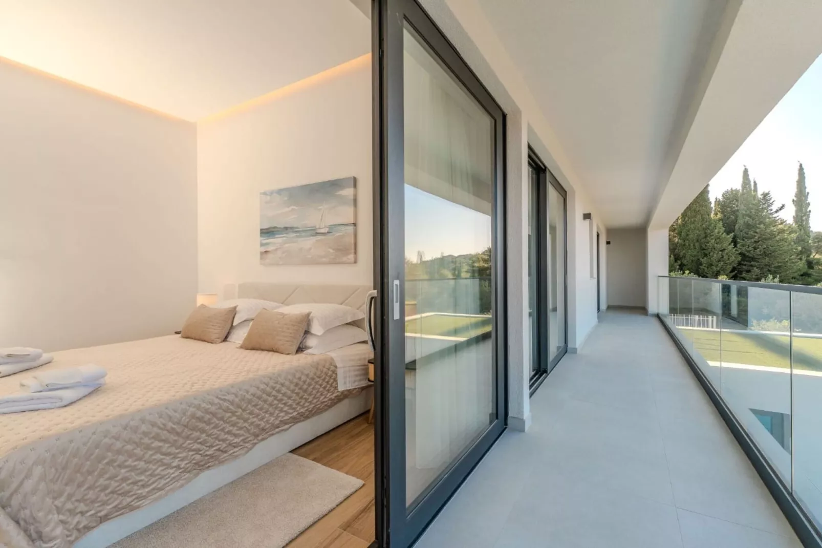 Holiday Home Good Life-Bedroom