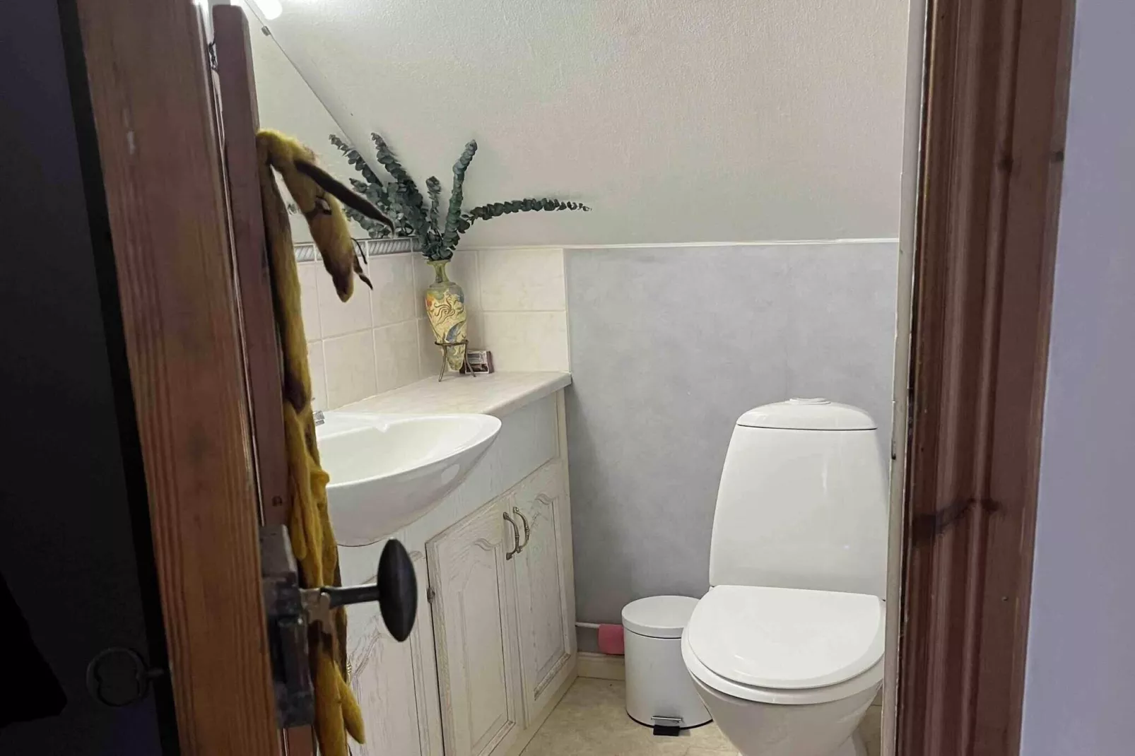 Historic Country Home in Alberga-Indoor