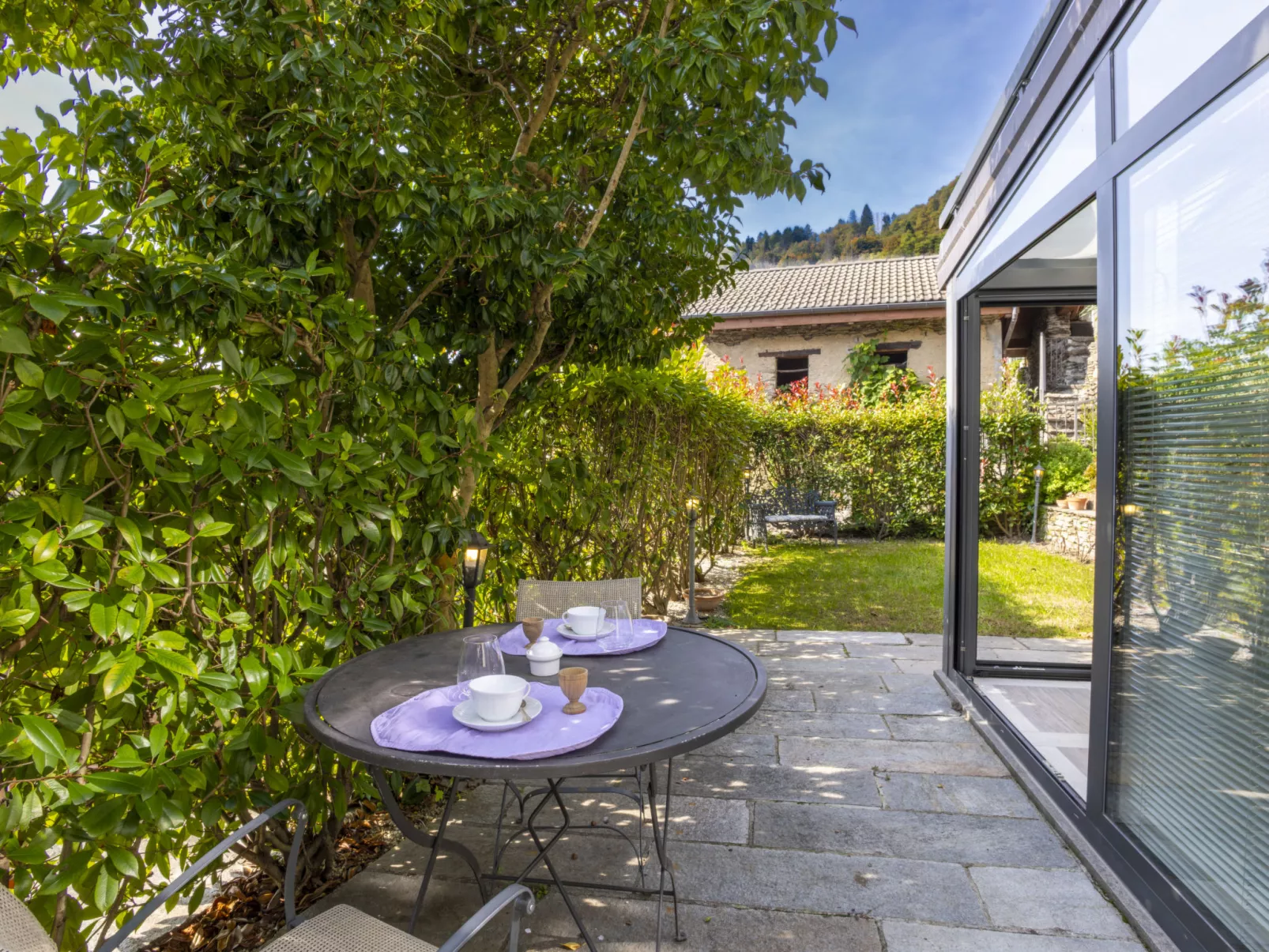 La Maison de Tobie-Outside