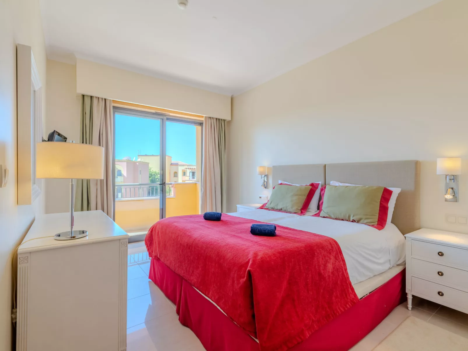 The Residence at Victoria-Inside