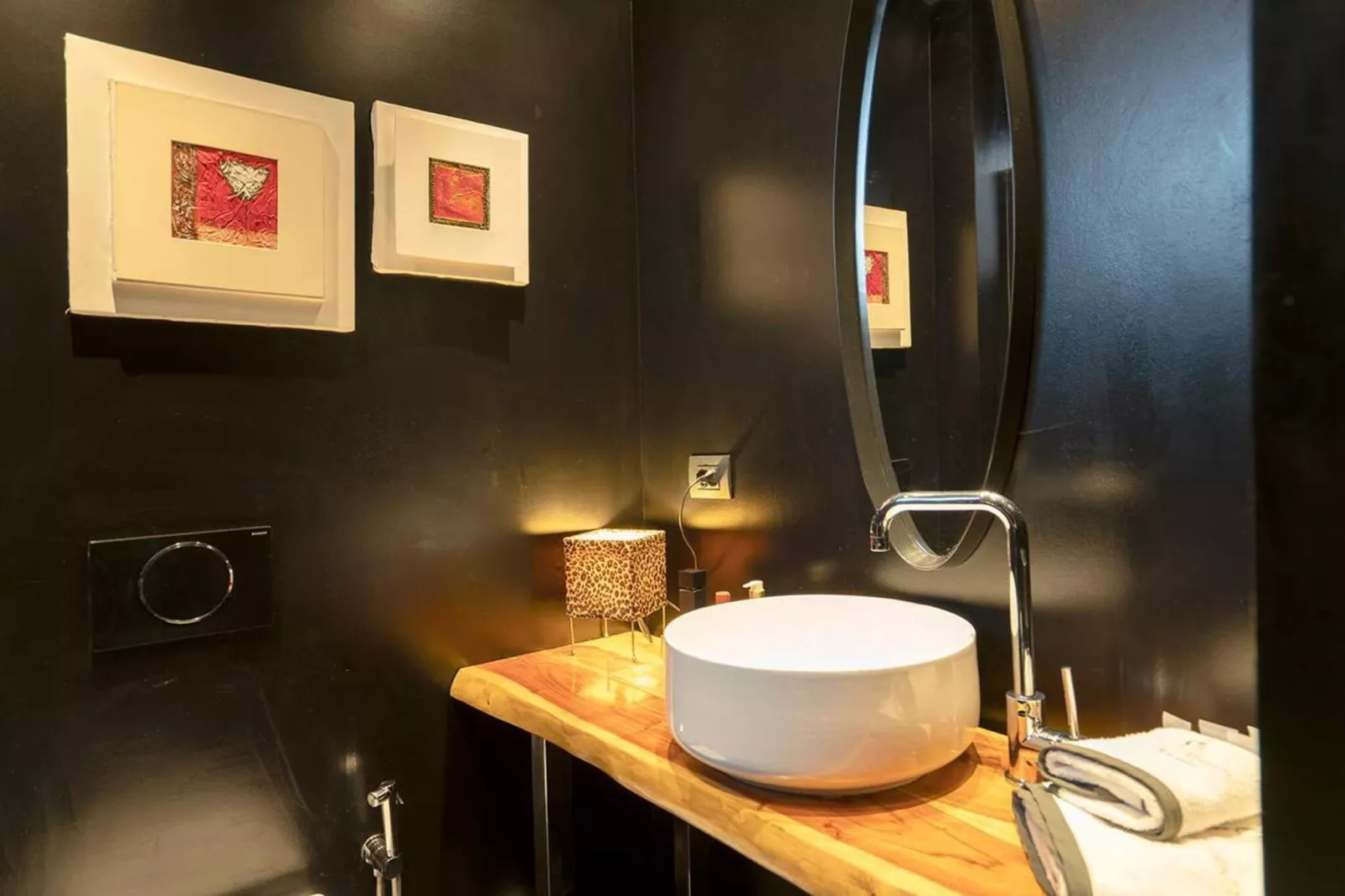 MI Casati 24-Bathroom