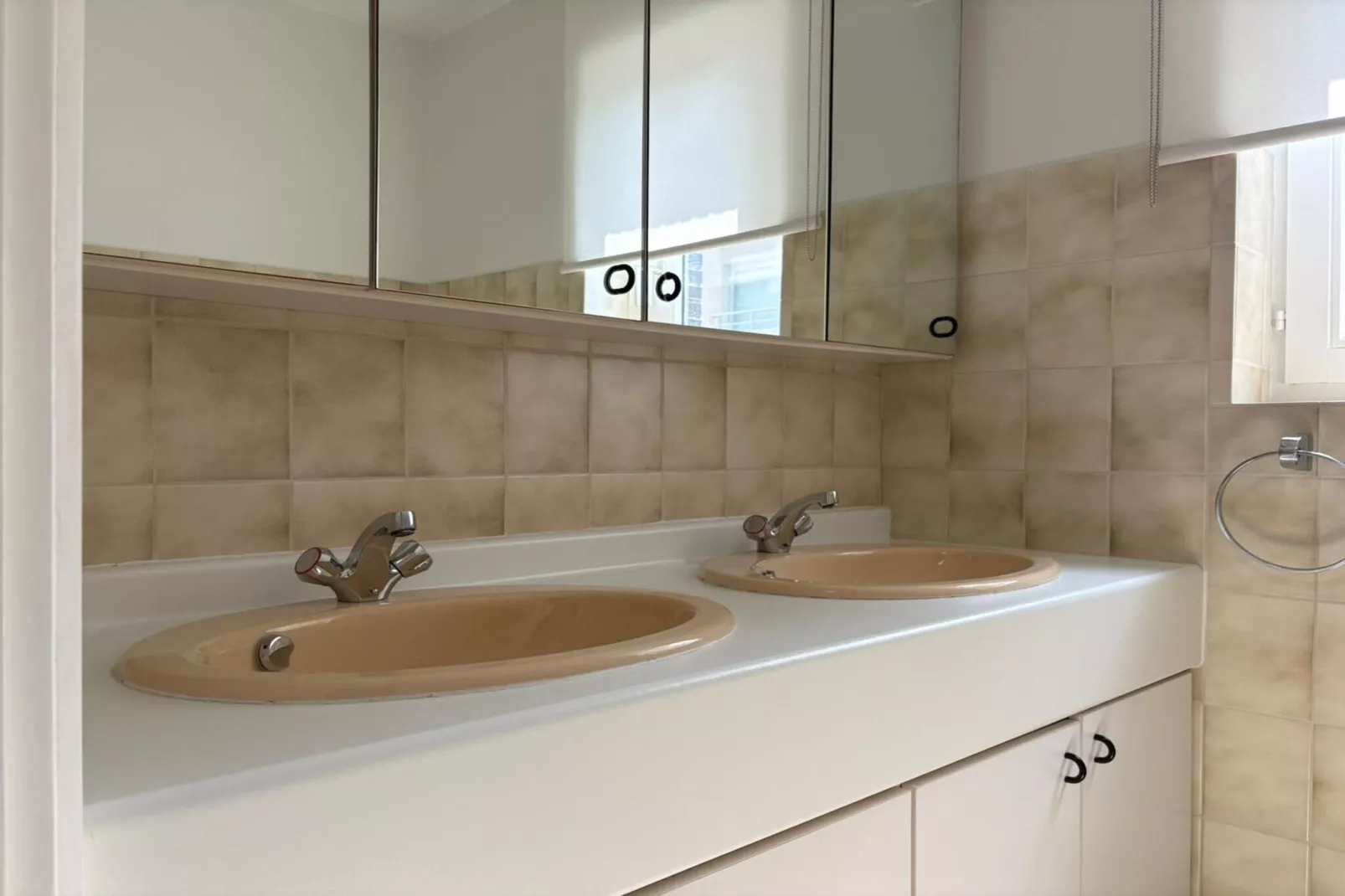 FASHION2 0501-Bathroom