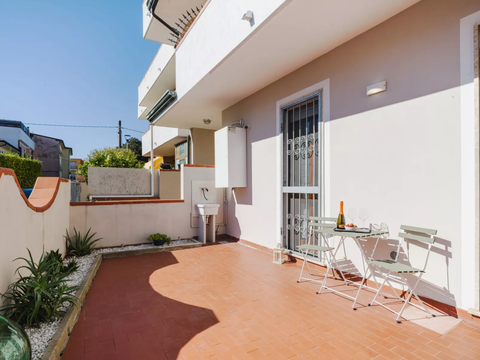 Sunflower piano terra-Dehors